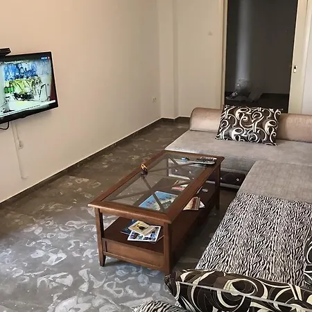 In The Center Of Apartment Corinth